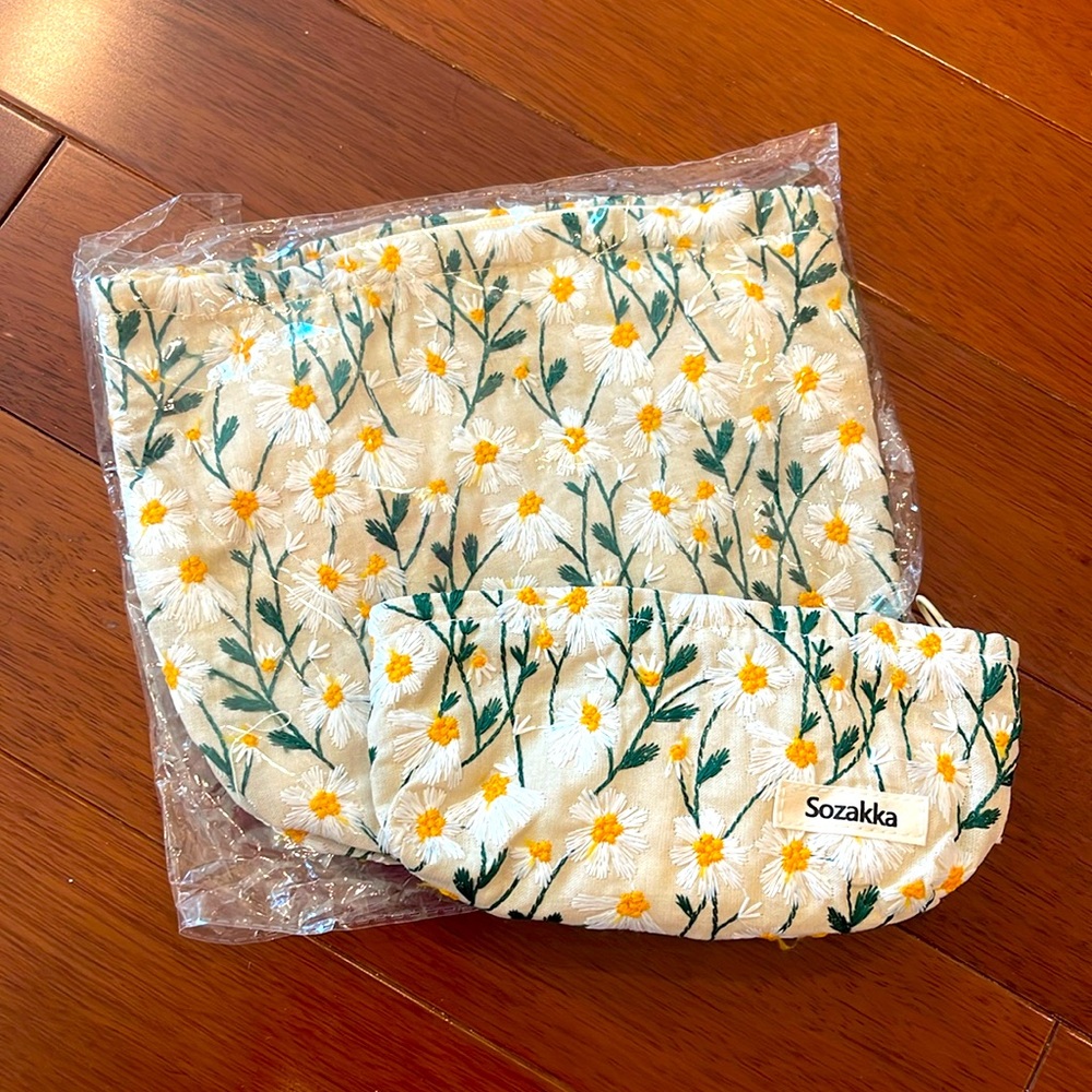 Floral embroidered bag bundle